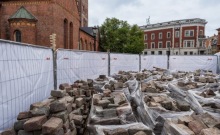 Doma laukumā atrastas seno rīdzinieku sadzīves liecības